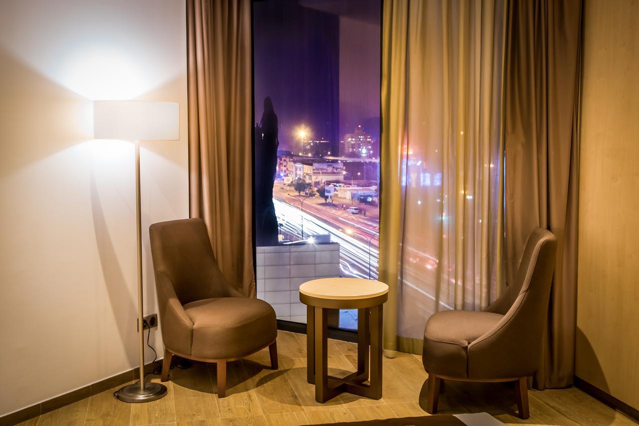 Azalai Hotel אבידג'אן מראה חיצוני תמונה